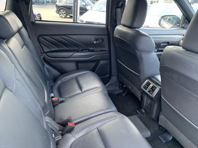 Mitsubishi Outlander Photo 19