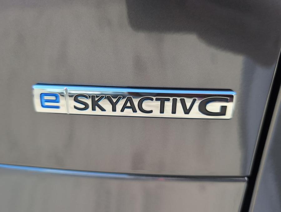 Mazda CX-30 Photo spincar-20ad3e164f1ee64a021765beaf3fe54d5f629e75.jpg