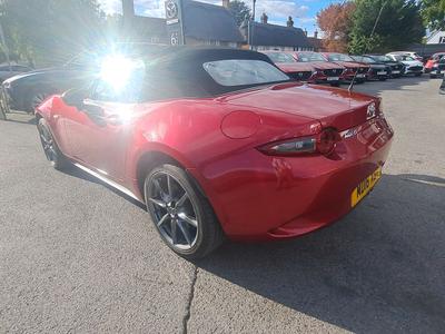 Mazda MX-5 Photo 15