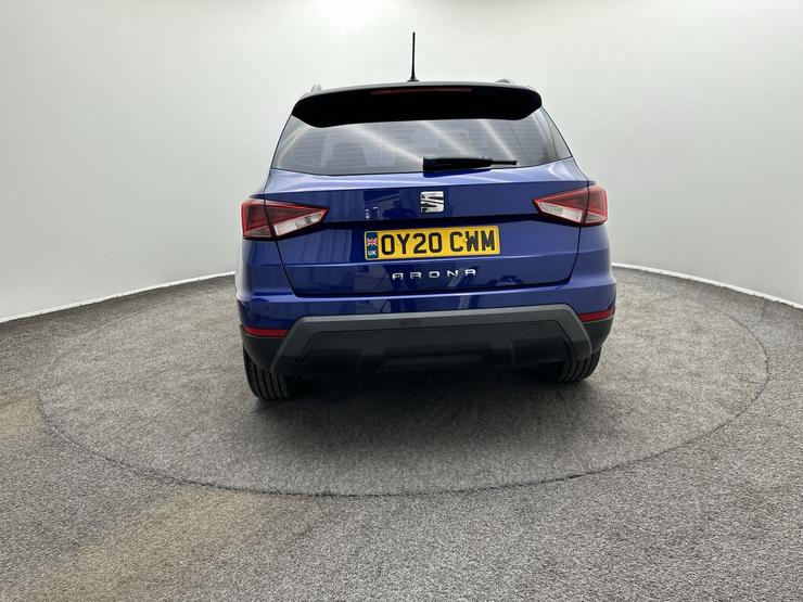 SEAT Arona Photo spincar-2216c4b25451493063e861e7ae5d9302de91ae1d.jpg
