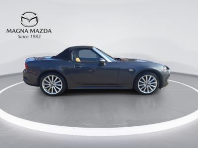 Fiat 124 Spider Photo 10