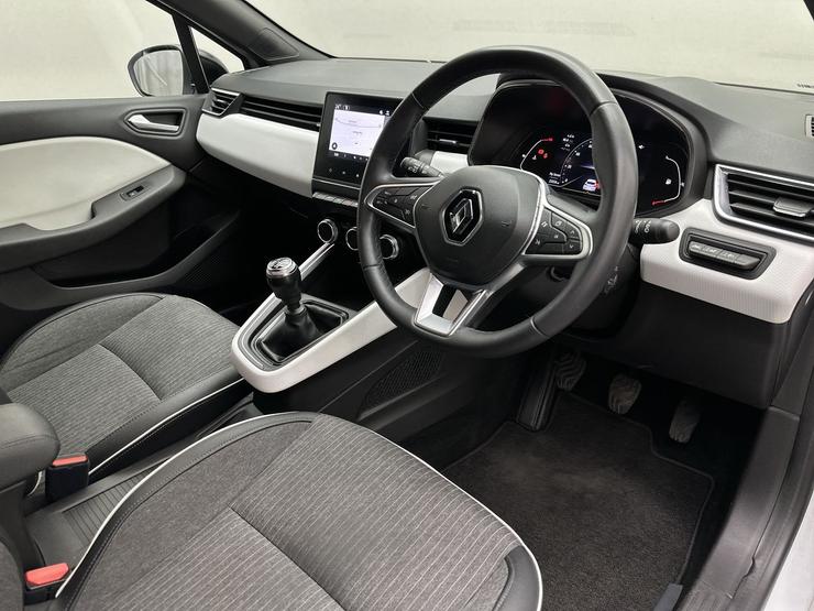 Renault Clio Photo spincar-224f5b690d8ae4ace883b4461bc8bf38172f62ef.jpg