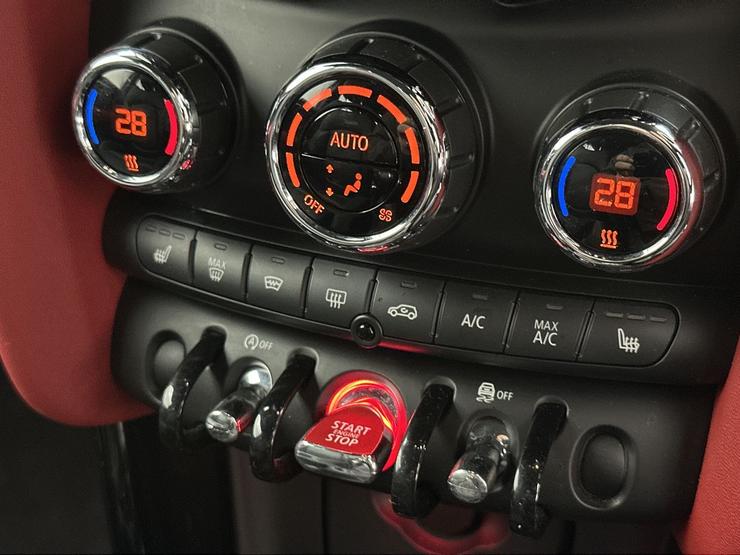 MINI Cooper Photo spincar-2272a6e5785fc29b69267990e88d9fe8ab7b76ab.jpg