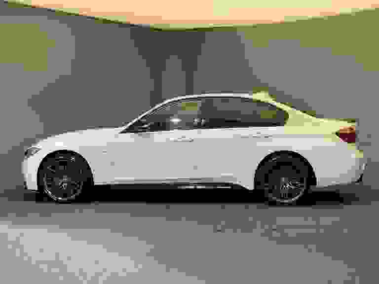 BMW 3 SERIES Photo spincar-2345113b1534ad245d3486f4c293fdce2979f120.jpg