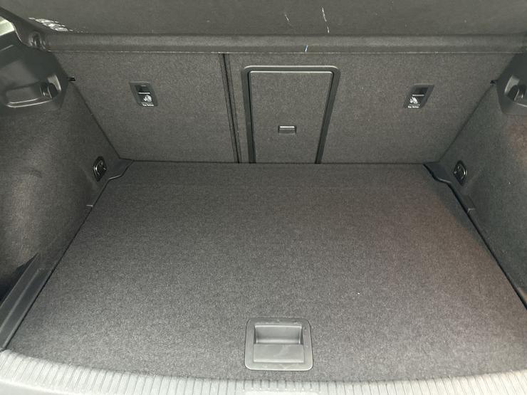 Volkswagen GOLF Photo spincar-23614becfcd5ade49e16d48d2eacecc758cfee62.jpg