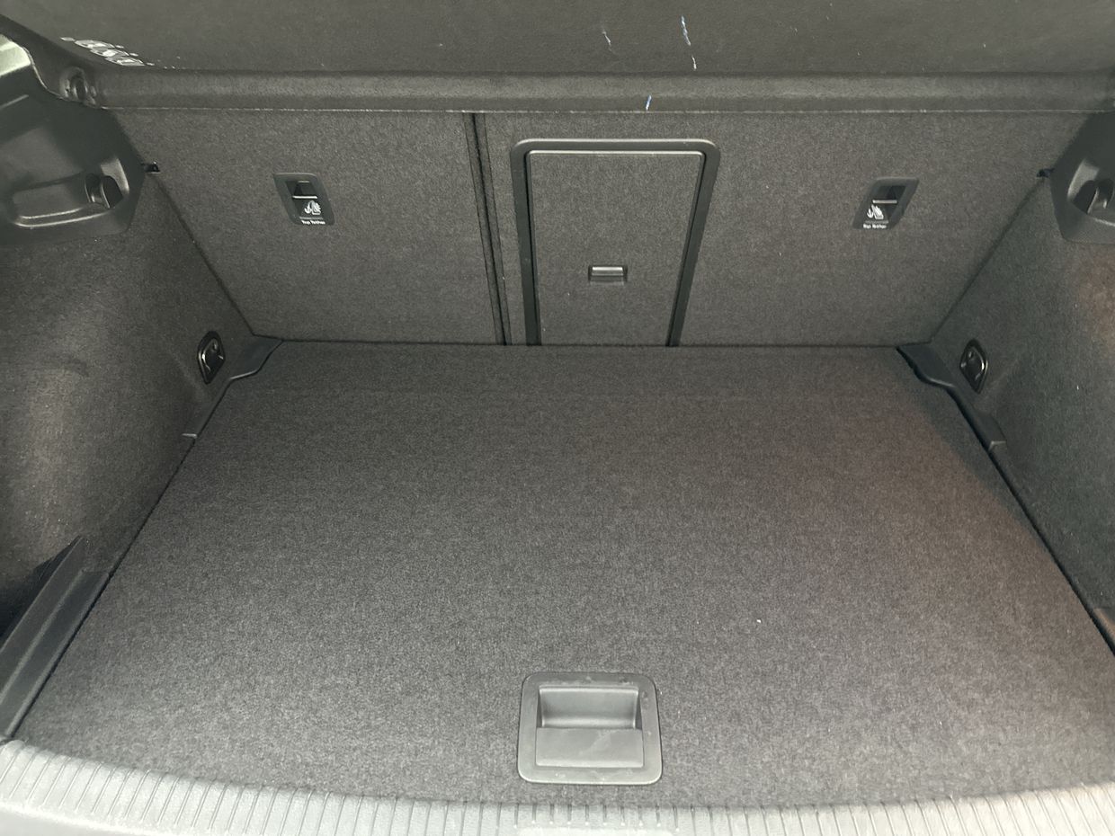 Volkswagen GOLF Photo 19