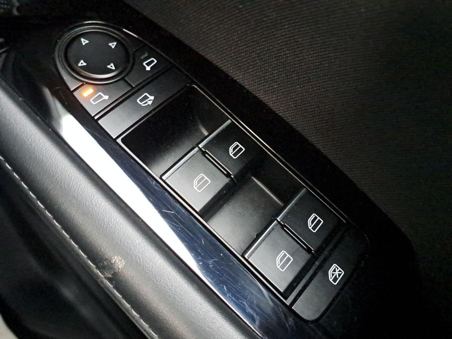 Mazda CX-30 Photo spincar-237038b279a104a90114388f511cb50321066600.jpg