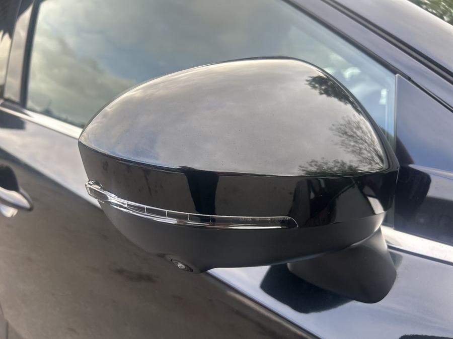 Nissan Qashqai Photo spincar-23bfcc0a7bb77d270fd5324b7f782f861182a376.jpg