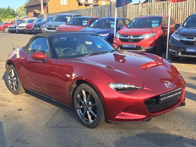 Mazda MX-5 Photo 17