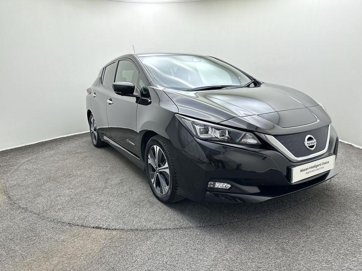 Nissan LEAF Photo spincar-259b32bc717356eb3d15228ef6e90ee6496fd7c0.jpg