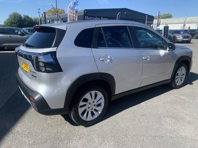 Suzuki S-Cross Photo 12
