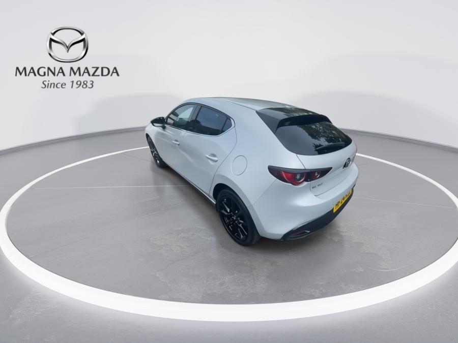 Mazda Mazda3 Photo spincar-26799487c1047a4b41d81787bb12aa3d17dc6da4.jpg