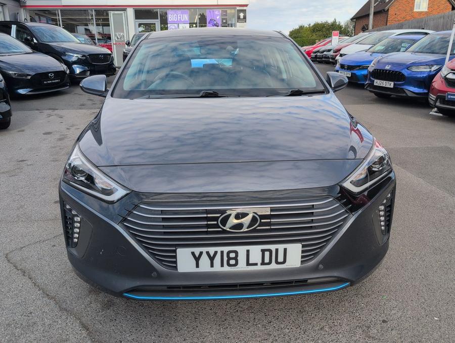 Hyundai IONIQ Photo spincar-270ca0eb8842155f683eadc16e915d5f9455511d.jpg