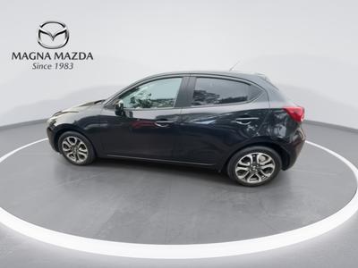 Mazda Mazda2 Photo 8