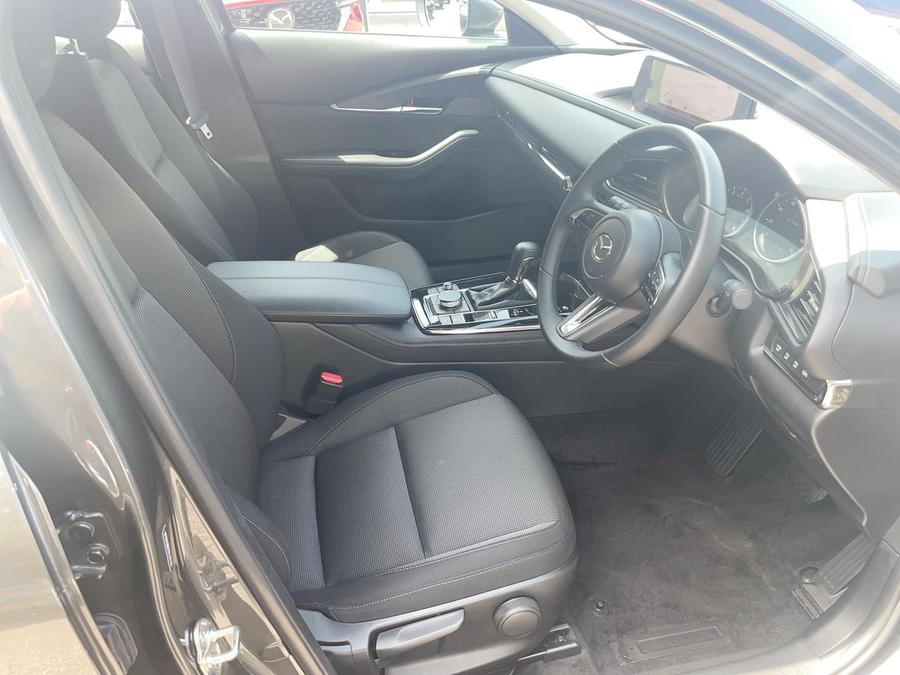 Mazda CX-30 Photo spincar-27cedd0c8fcdb1614b76d6c6d9d59e60807adf90.jpg
