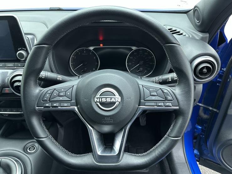 Nissan JUKE Photo spincar-28691b0cfba4d39b2b6eb916b9d5e8c26bb6b61e.jpg