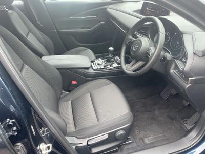 Mazda CX-30 Photo 13