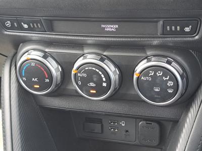 Mazda Mazda2 Photo 31