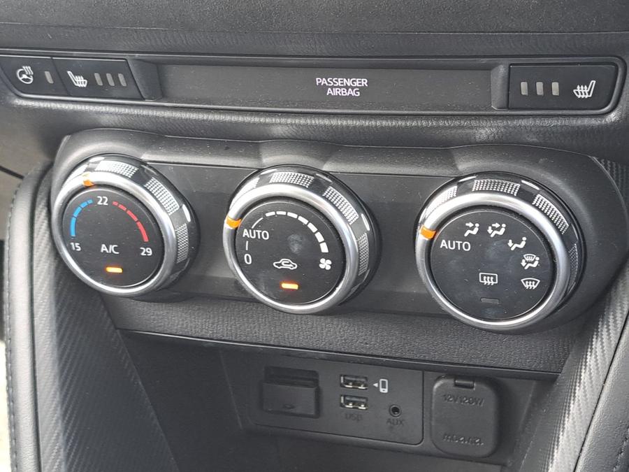 Mazda Mazda2 Photo spincar-28a590cff3580991697d85c5afaa70c6c18d3051.jpg