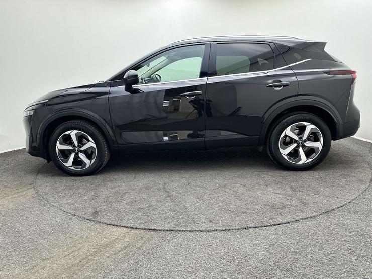 Nissan QASHQAI Photo spincar-293612a2c8943a4d7eeb1aa2ce071abaaacedb35.jpg