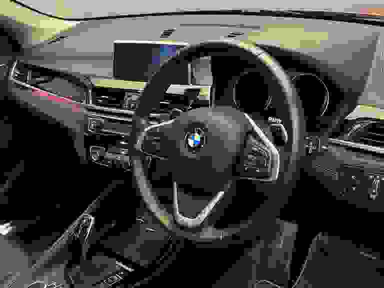BMW X1 Photo spincar-29779d096563db3308de581477552ff9ed59bc63.jpg