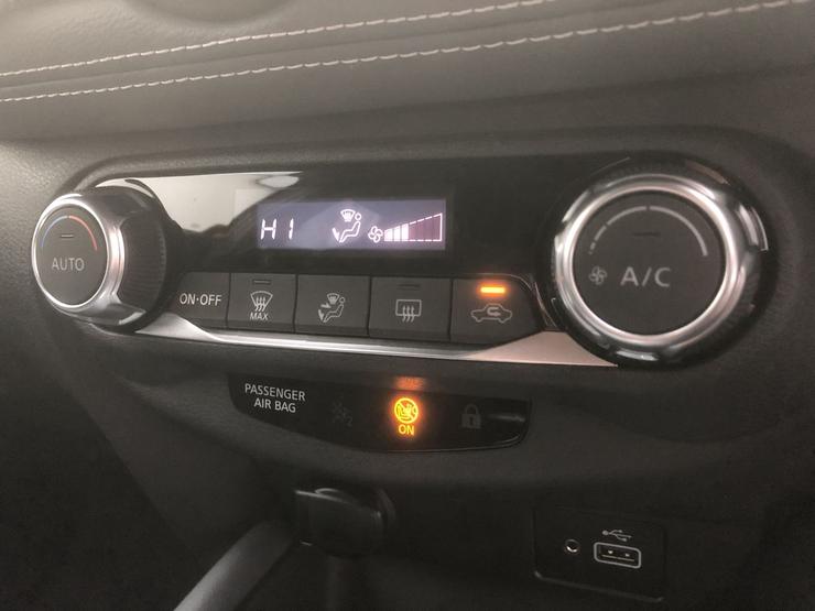 Nissan JUKE Photo spincar-29f613f5165edf192344fd72a8d3ffe198bfce3c.jpg