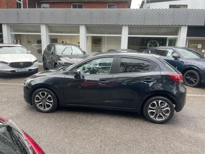 Mazda Mazda2 Photo 16