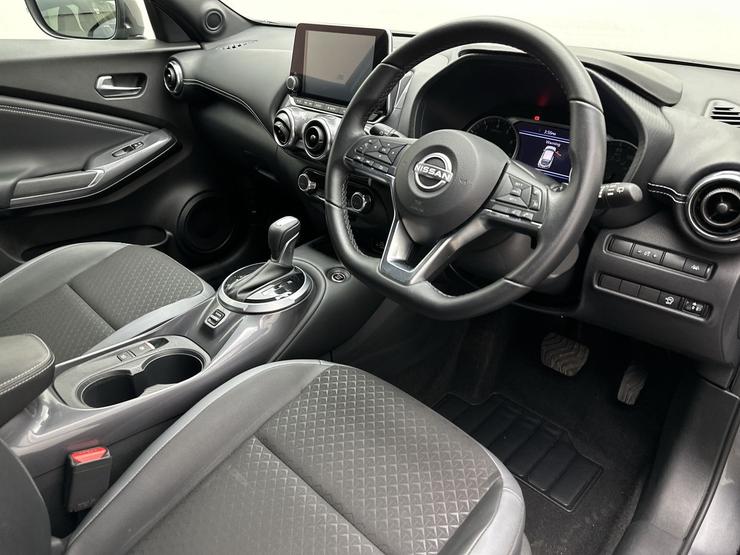 Nissan JUKE Photo spincar-2a9760b0ac6ecaeeace8a22ffc3accb59e173130.jpg