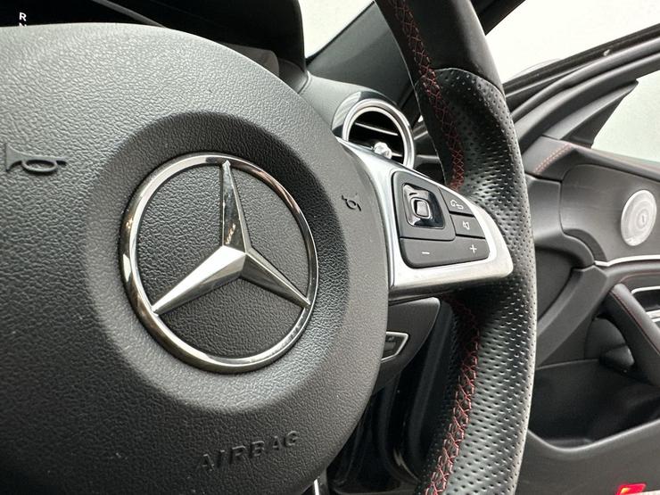 Mercedes-Benz E CLASS Photo spincar-2adecd8e108bcef3e5b6ac64d45b254228ad6777.jpg