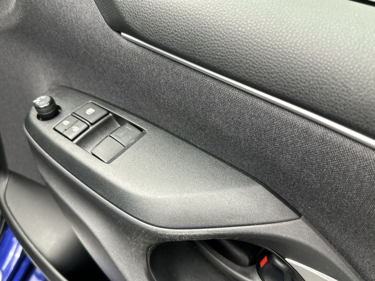 Toyota Yaris Photo 16