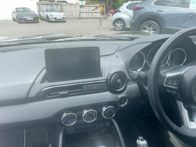Mazda MX-5 Photo 24