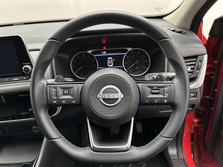 Nissan Qashqai Photo spincar-2c2866d0b7315663a11f4de5287b758b84a7747f.jpg