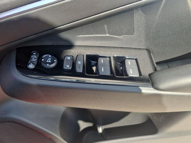 Honda HR-V Photo spincar-2c9935d290f1583fe3c6fa911f31062dbba8538b.jpg