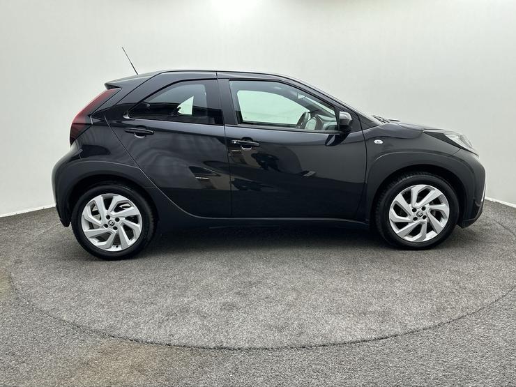 Toyota AYGO X Photo spincar-2cd24bb81529075a5eed087e7efde9f4b2e60618.jpg