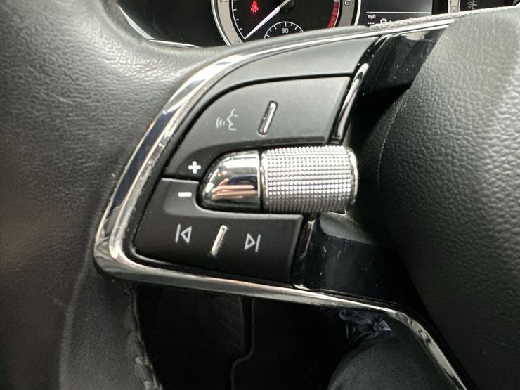 Skoda SUPERB Photo spincar-2ce14055d35cbcf6105fbb82b5cc9ec51086f3f4.jpg