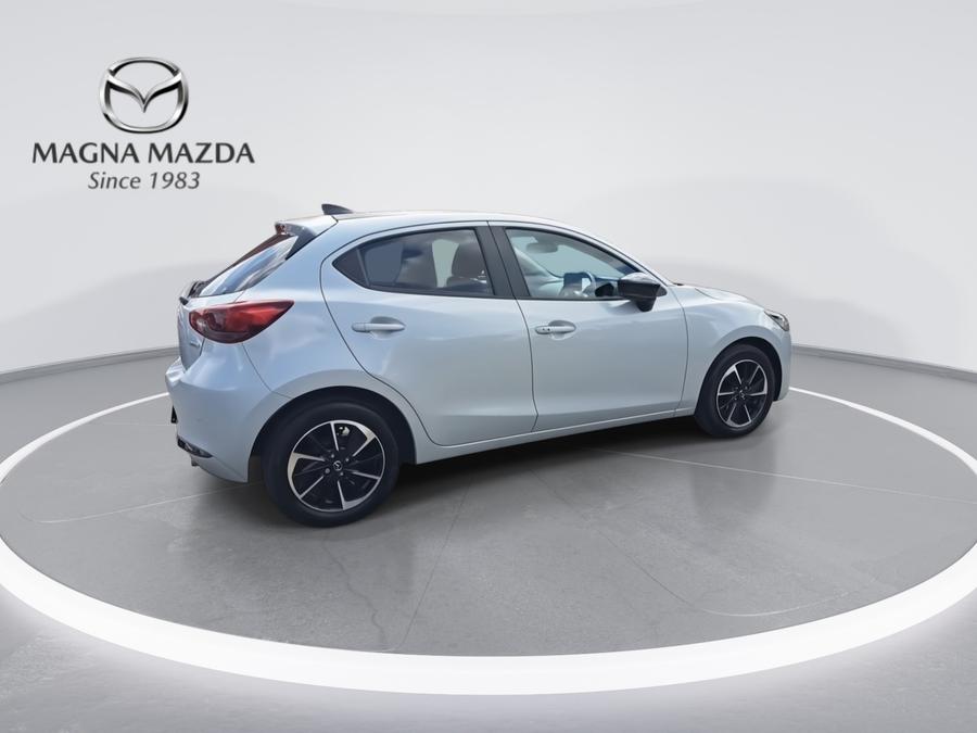 Mazda Mazda2 Photo spincar-2cfc1028cea9c2d336a12bc4778e5841fe6e2ae3.jpg
