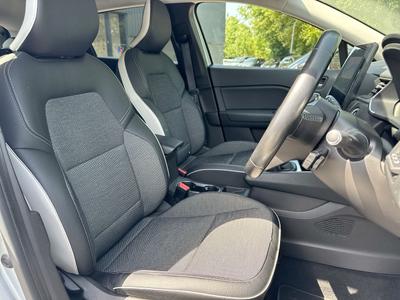 Renault Captur Photo 21