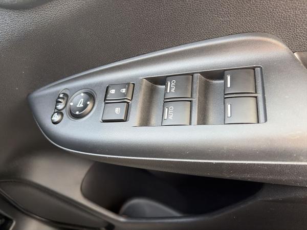 Honda Jazz Photo 37