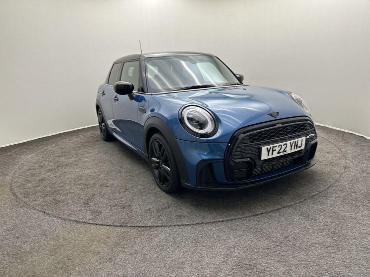MINI HATCHBACK Photo spincar-2dfbae298f1fdfdfd6be978bc0e2933f26934781.jpg