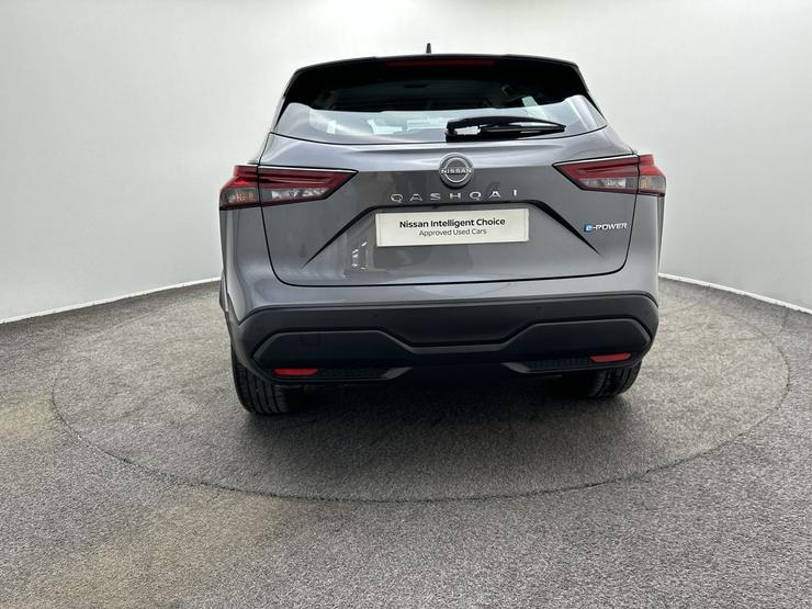 Nissan QASHQAI Photo spincar-2fbf432f3c4b9f35ea87debdff07e5b1da42a5e1.jpg