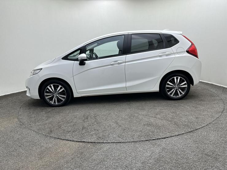 Honda Jazz Photo spincar-3053f1136f9a86d4859a4059d0a4e1f55ee9610b.jpg