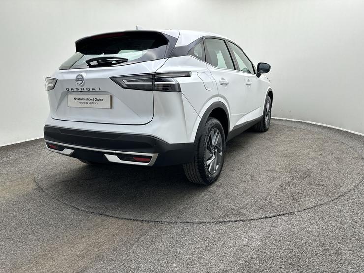 Nissan QASHQAI Photo spincar-31192265570b99f0b8739038ee3e2a44747d7575.jpg