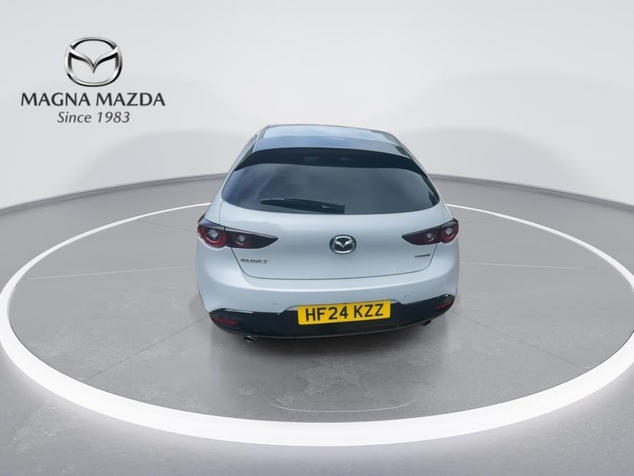 Mazda Mazda3 Photo spincar-311e5fa8c692f6745225d737dc49f67b405201b3.jpg