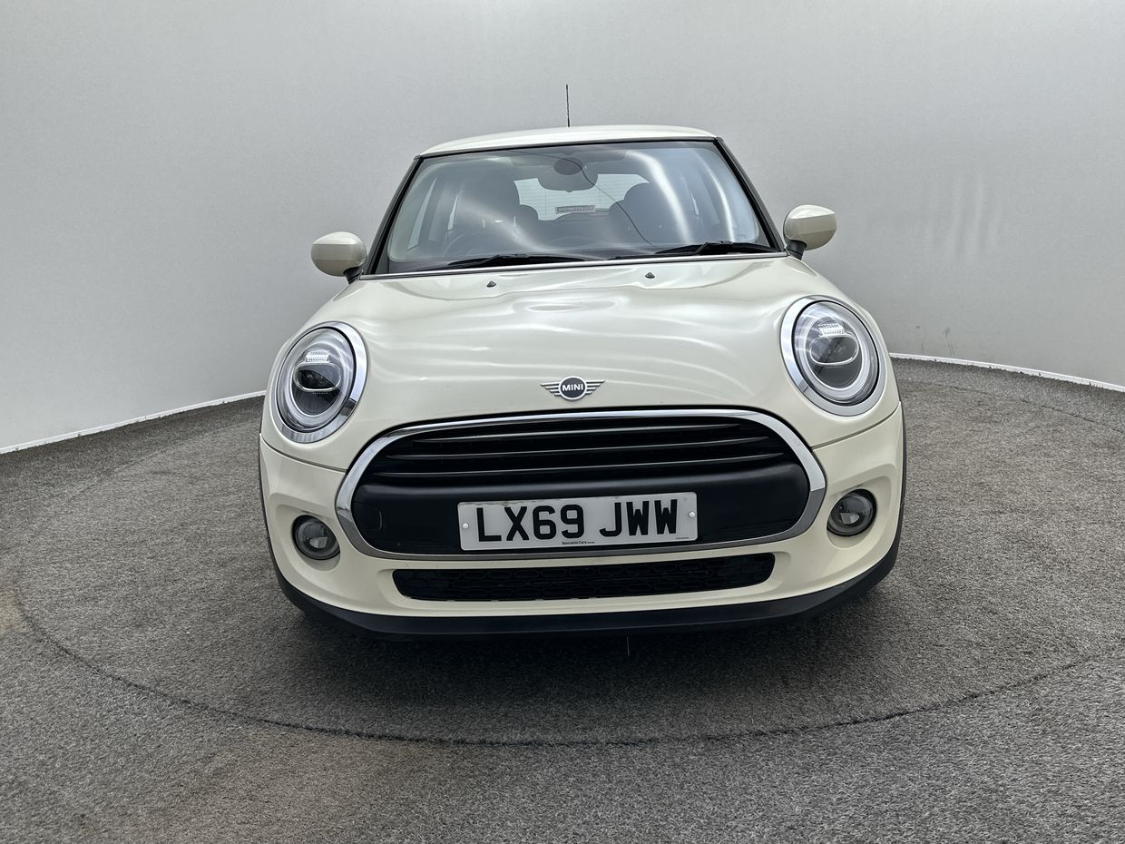 MINI One Photo 2