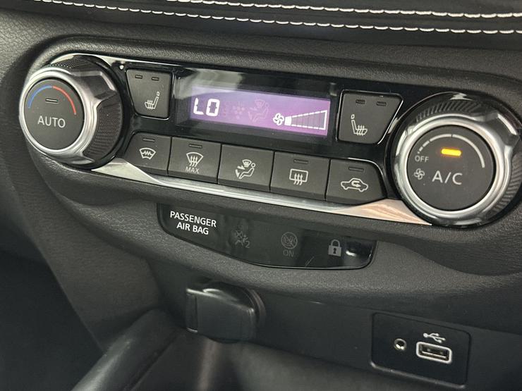 Nissan JUKE Photo spincar-32a128206a3cd030b53e64ef4cdff54e65e3256c.jpg