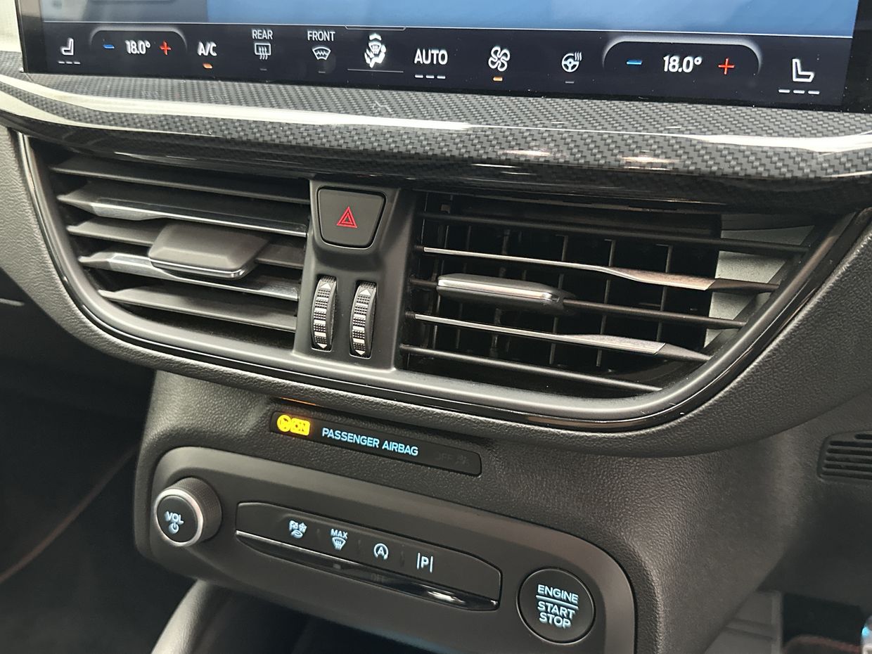Ford Focus Photo 13