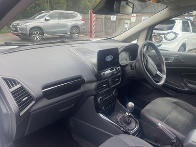 Ford EcoSport Photo 13