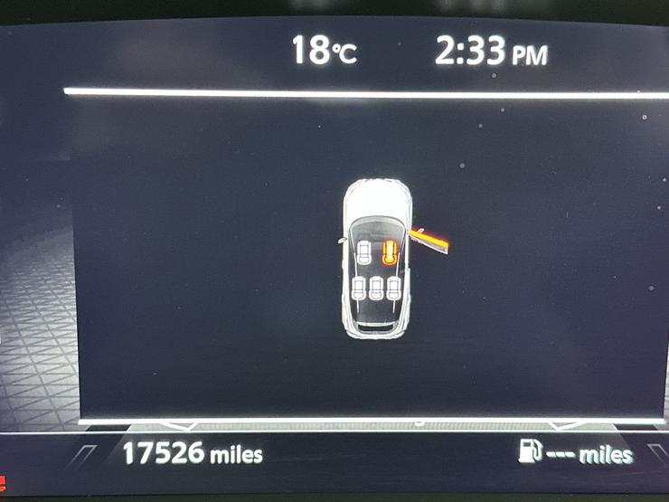 Nissan QASHQAI Photo spincar-34ed3ae7cb19db70e2de9dd185f3bff1f81a479a.jpg