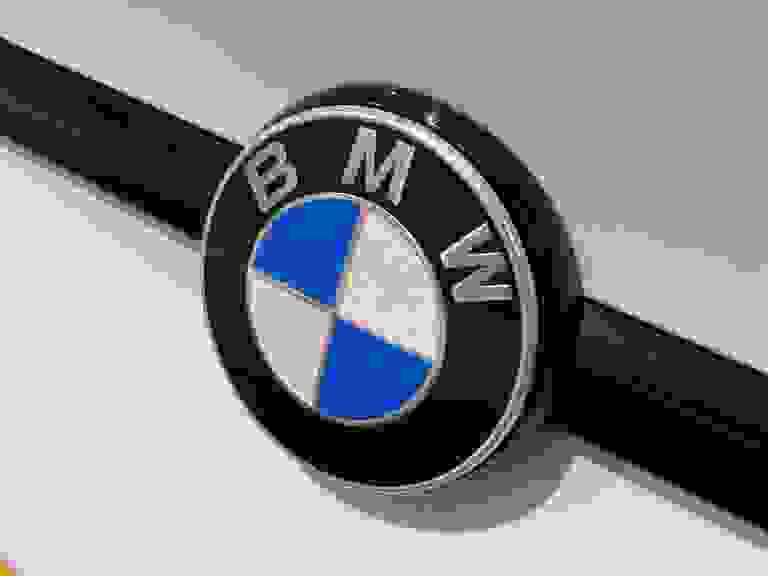 BMW 2 SERIES Photo spincar-34f4c3248b5232e5c53f56d35692b0983c743520.jpg