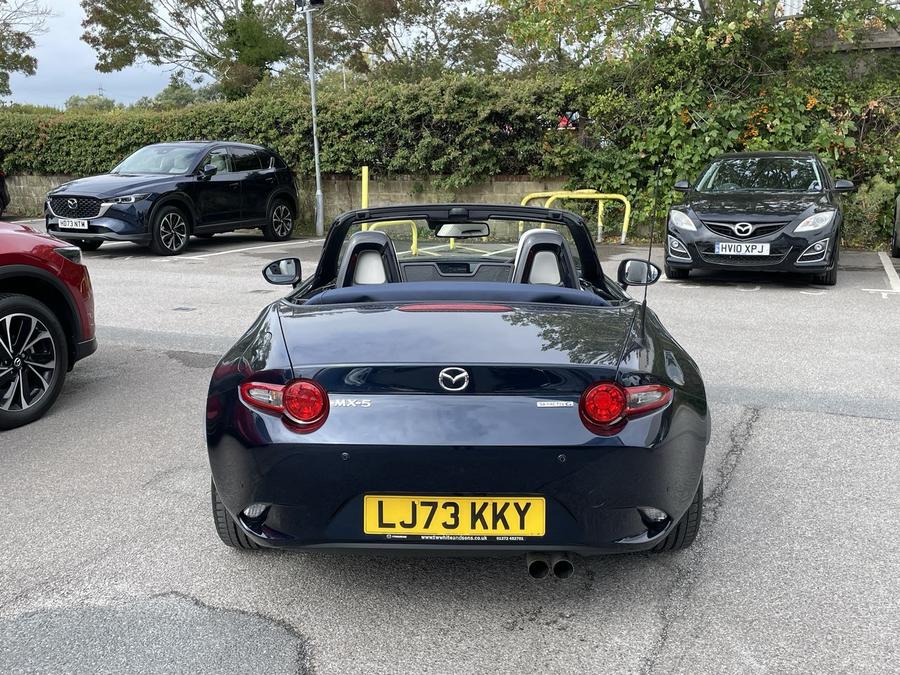Mazda MX-5 Photo spincar-34f5af3a731110eadefb5b5bd93a21efd78df85b.jpg